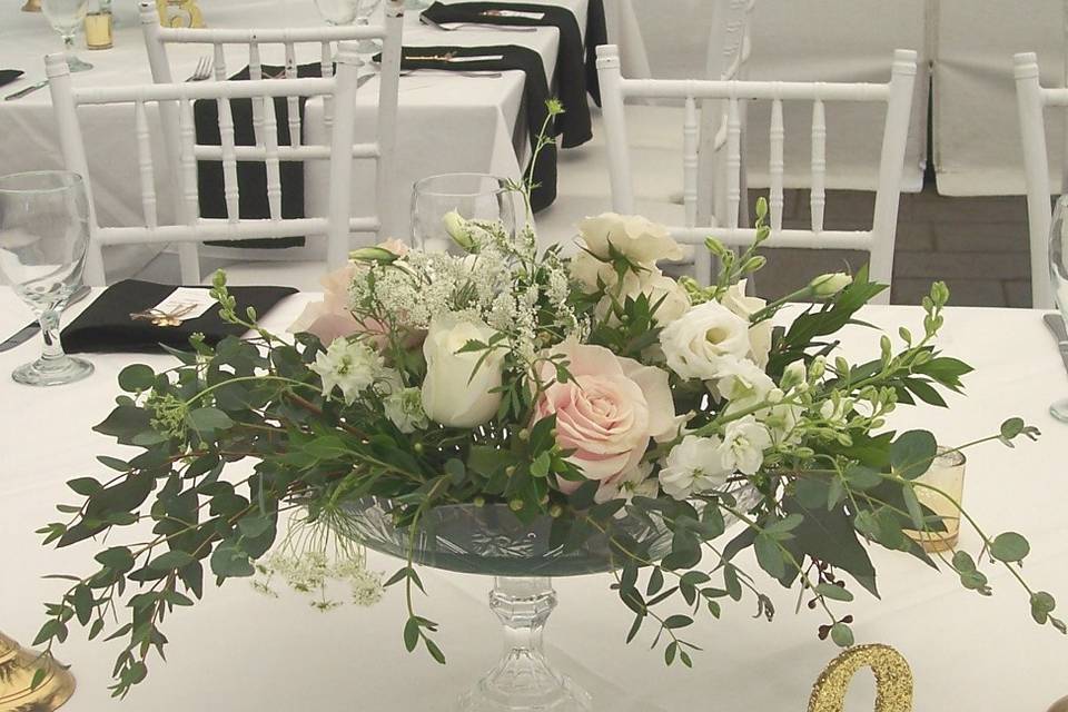 Romantic centerpiece