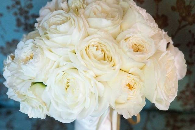 All White bouquet