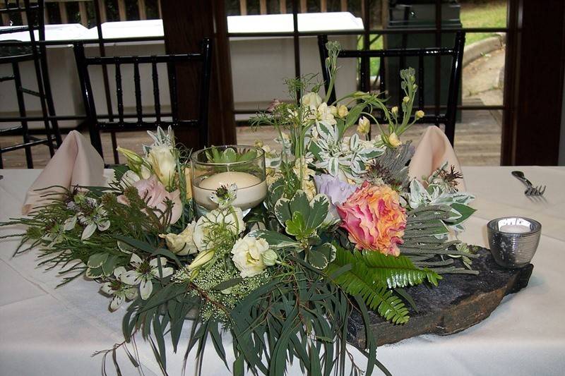 Textural centerpiece