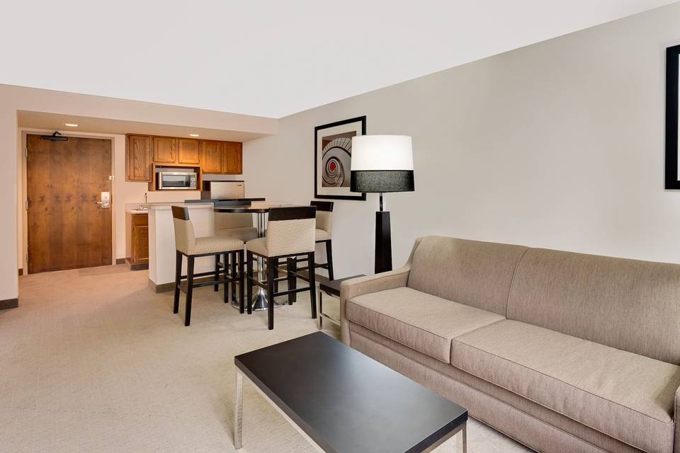 Ramada Of Marquette