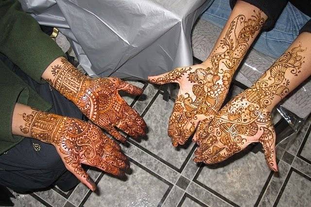 Bridal Henna Artist - Dipti Desai - Specializing in Bridal hair, make up, saree draping and Mehndi