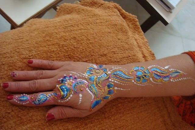 Bridal Henna Artist - Dipti Desai - Specializing in Bridal hair, make up, saree draping and Mehndi