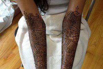 Bridal Henna Artist - Dipti Desai - Specializing in Bridal hair, make up, saree draping and Mehndi