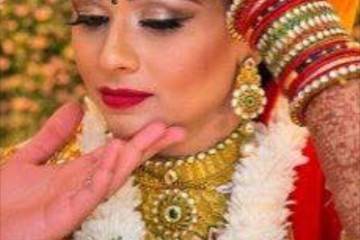 Bridal Henna Artist - Dipti Desai - Specializing in Bridal hair, make up, saree draping and Mehndi