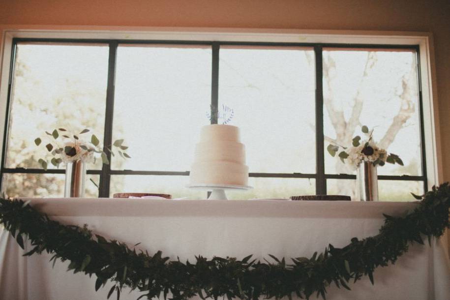 Wedding cake display