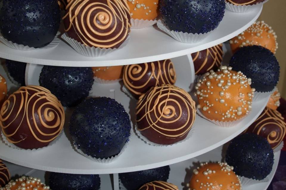 Cake Bombs, individual ball-shaped mini cakes