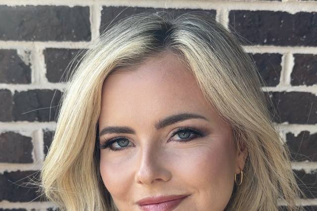Boudoir makeup