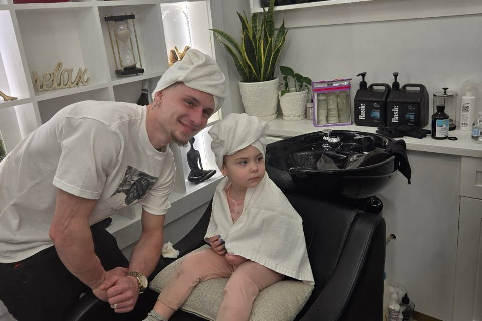 Flower girl and dad