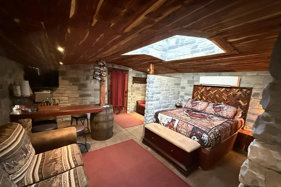 Honeymoon Suite - Stone Cottag