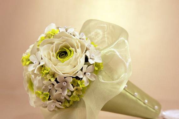 Customized Bouquet with Handcrafted Flowers with pearls accents