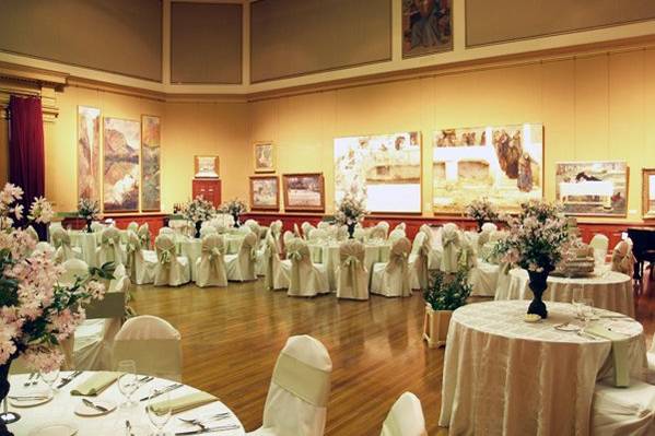 The Rotunda can seat nearly 200 people for a sit down dinner.