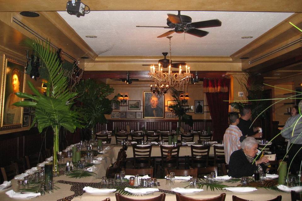 Carmine's Restaurant