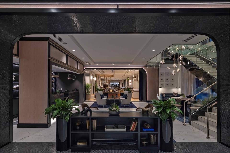 Hotel Lobby