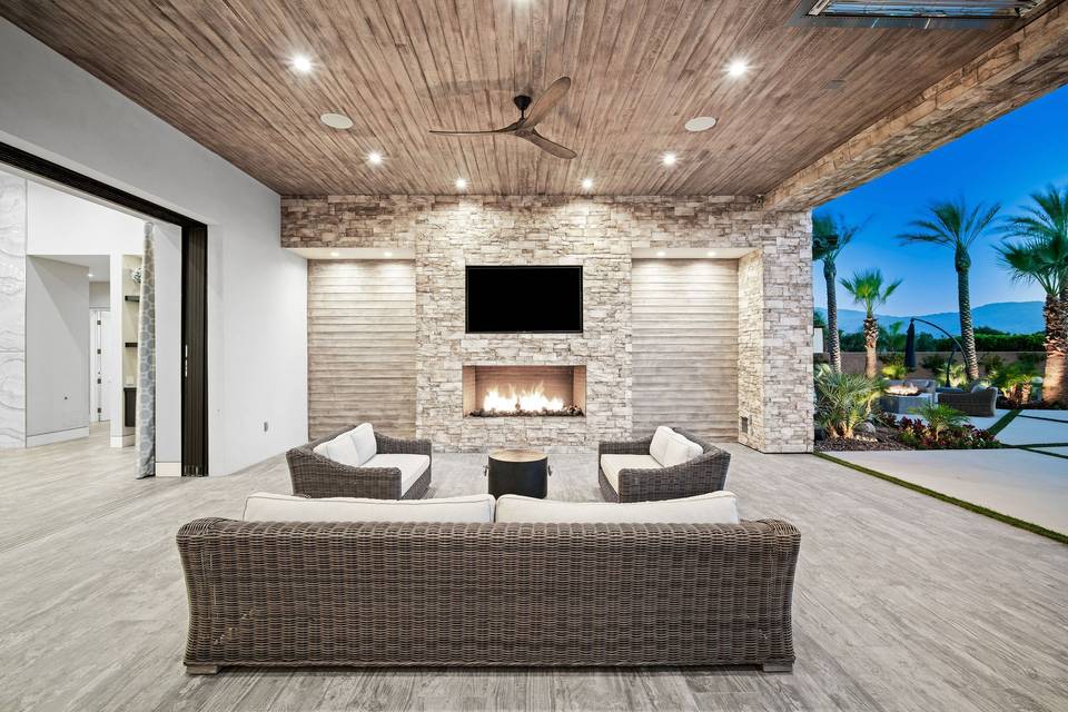 Outdoor living room