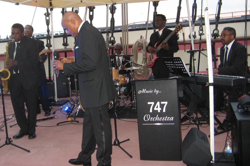 747 ORCHESTRA