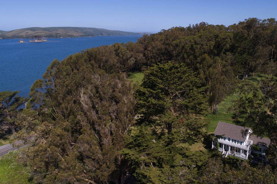 Bird's eye view of house & bay