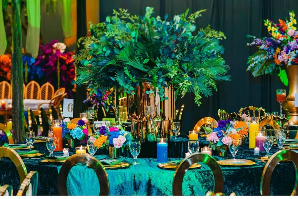 Silver Balls Decor