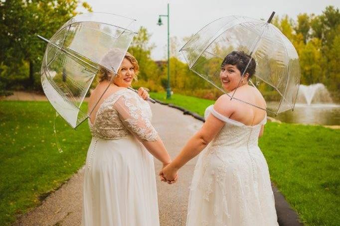 Katy and Sarah outdoors