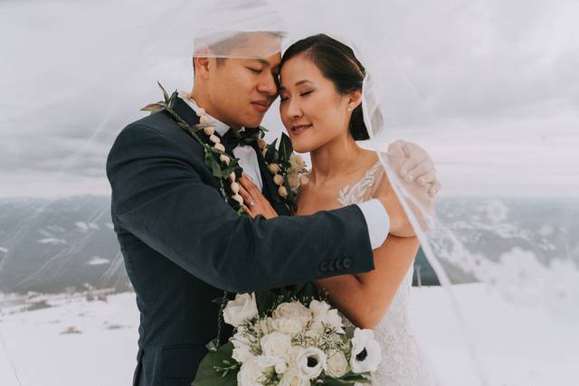 Mt Hood Silcox Hut Wedding