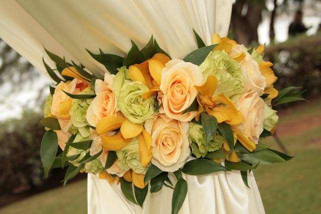 Asa Flowers - Flowers - Wailuku, HI - WeddingWire