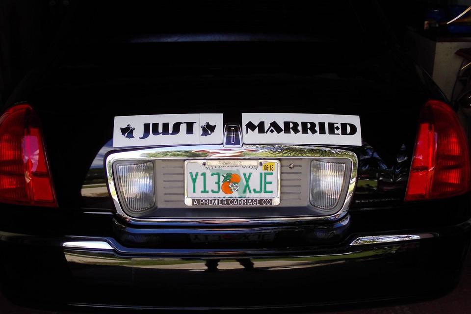 Just Married sign