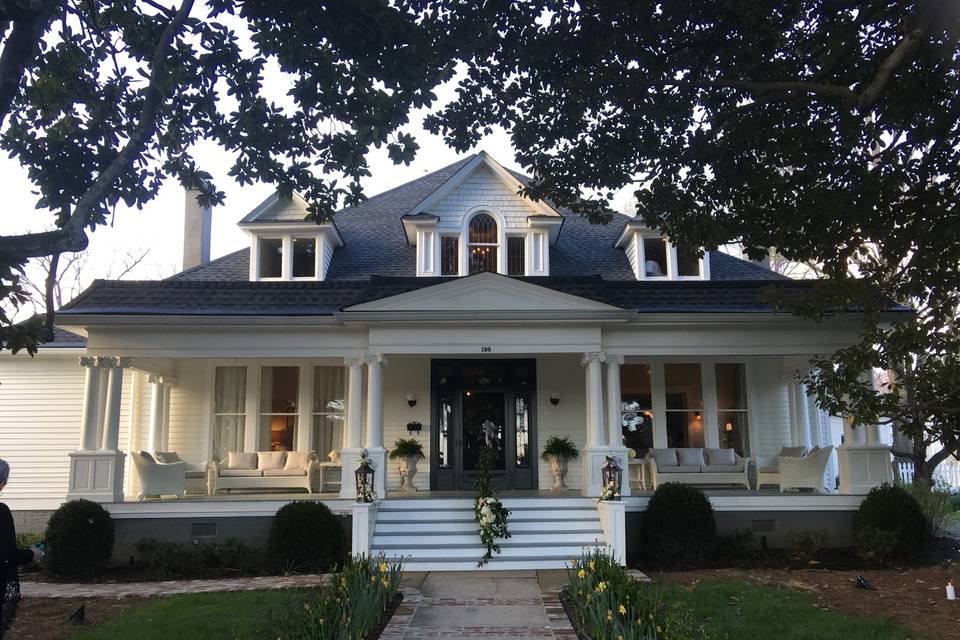 The Stratton House Bed & Breakfast