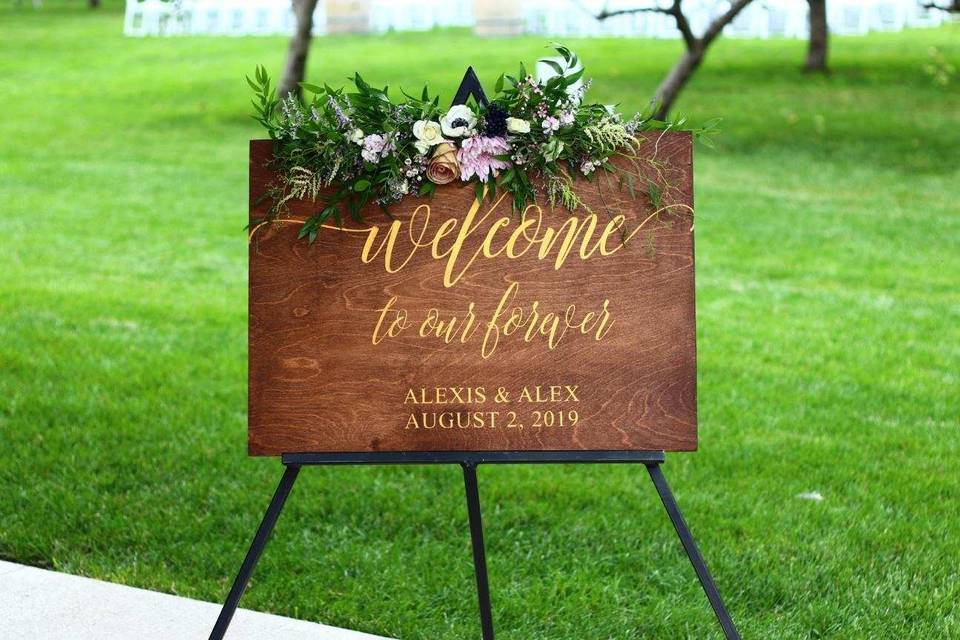 Welcome sign floral