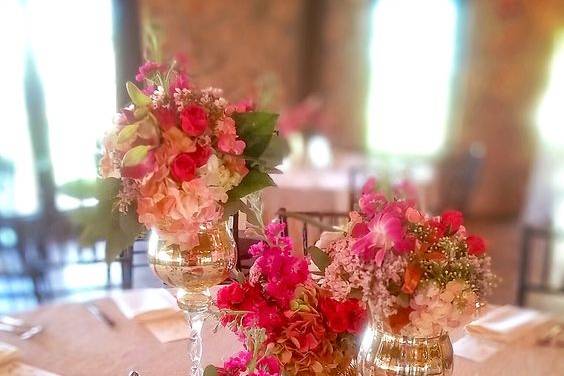 Fuschia and Gold Centerpieces