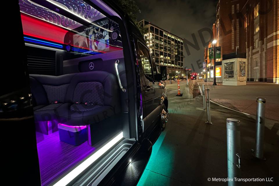 DFW BLACK CAR & LIMO