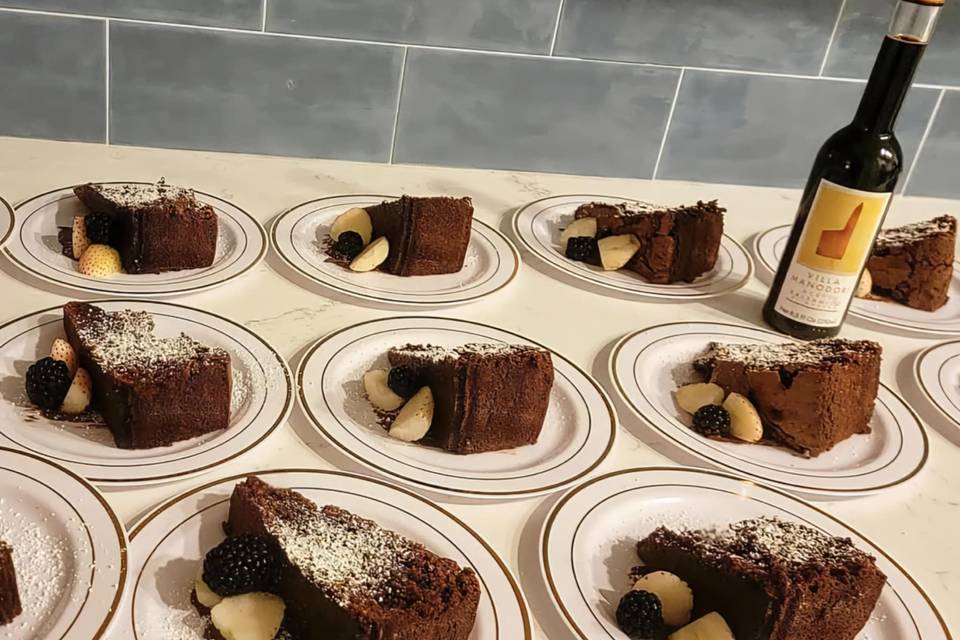 Torta caprese white strawberries and balsamico