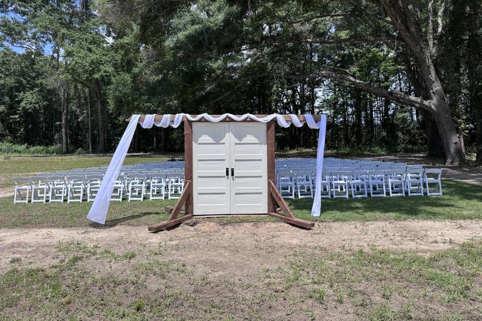 HIDEAWAY DOORS FOR BRIDE