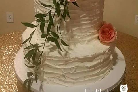 Butter cream beauty with fresh flowers.