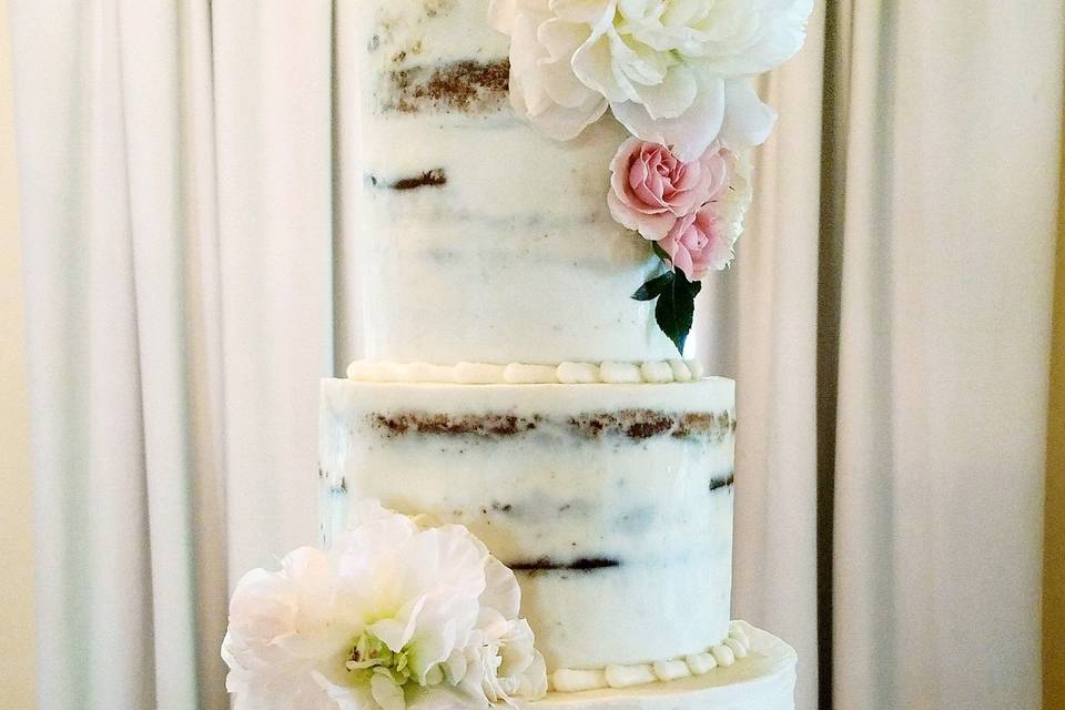 Semi-Naked Cake Fresh Florals