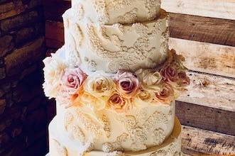 Romantic Wedding Cake