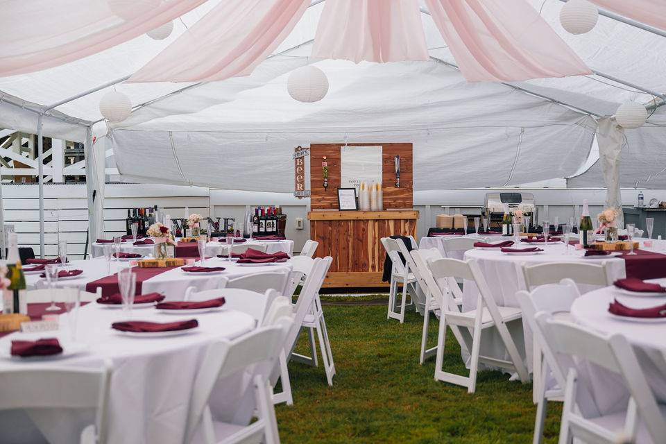 The bar and tables