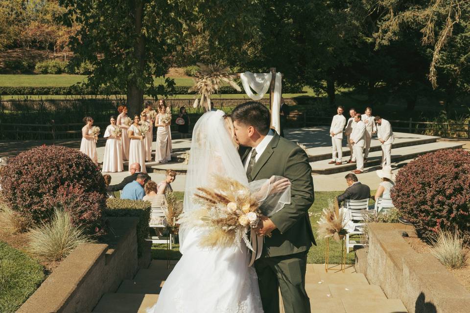 Aurora Vineyards Ceremony