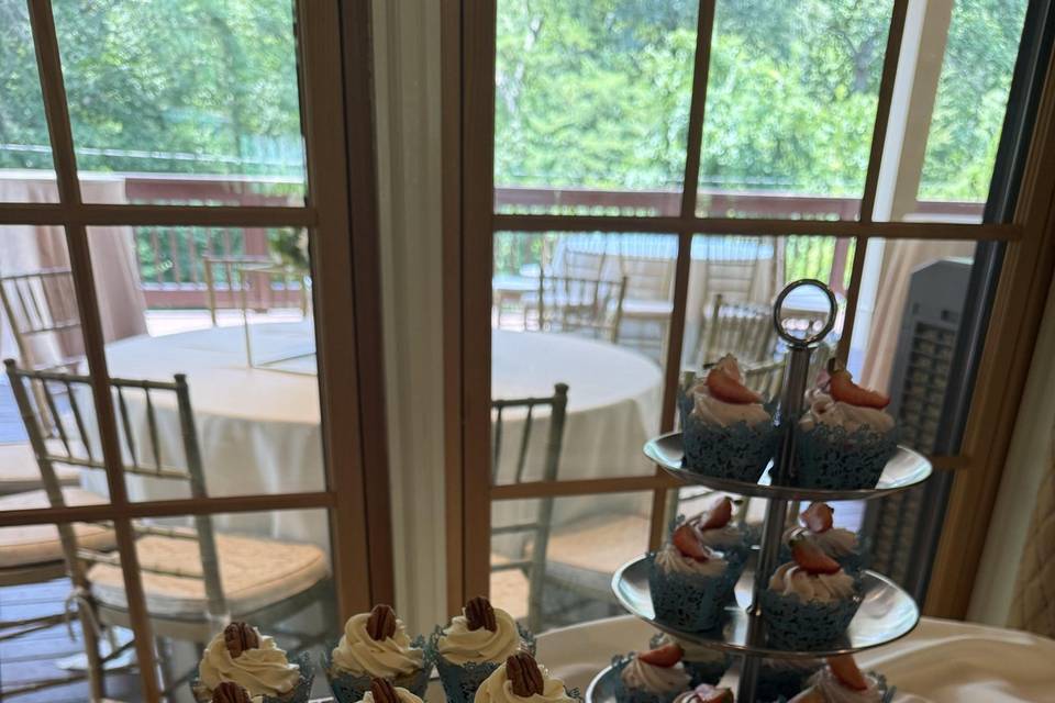 Delicious cupcakes