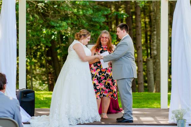 A Wedding in a Wink