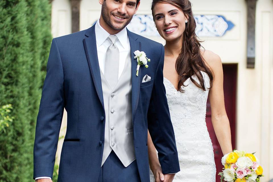 Tuxedo Den - Dress & Attire - Sacramento, CA - WeddingWire