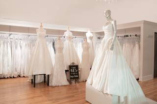 Caryn's Bridals, Formals & Tuxedos