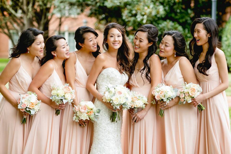 Bride & Bridesmaids