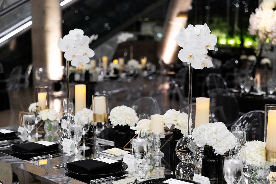 Modern Black and White Wedding