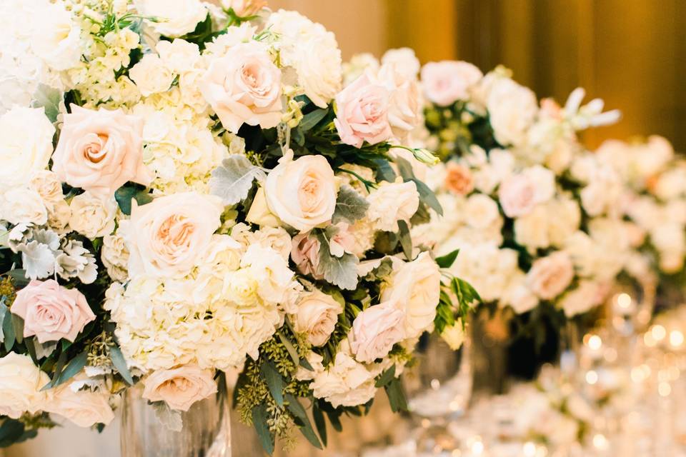 Lush Head Table