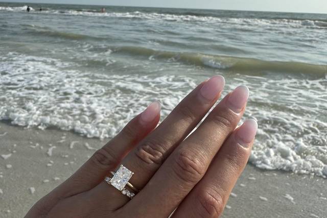 Dockside Diamonds