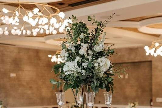 Tall centerpiece