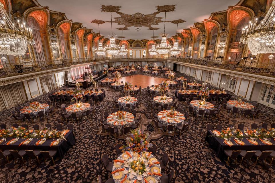 Grand ballroom wedding set up