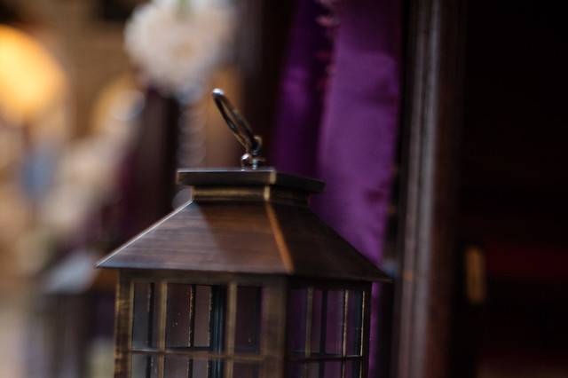 Ceremony aisle decor