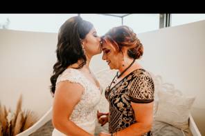 Mom and Daughter hair