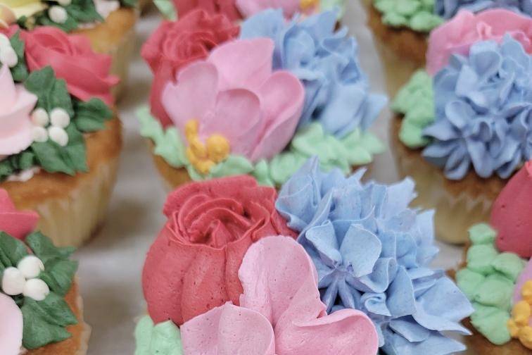 Flower cupcakes