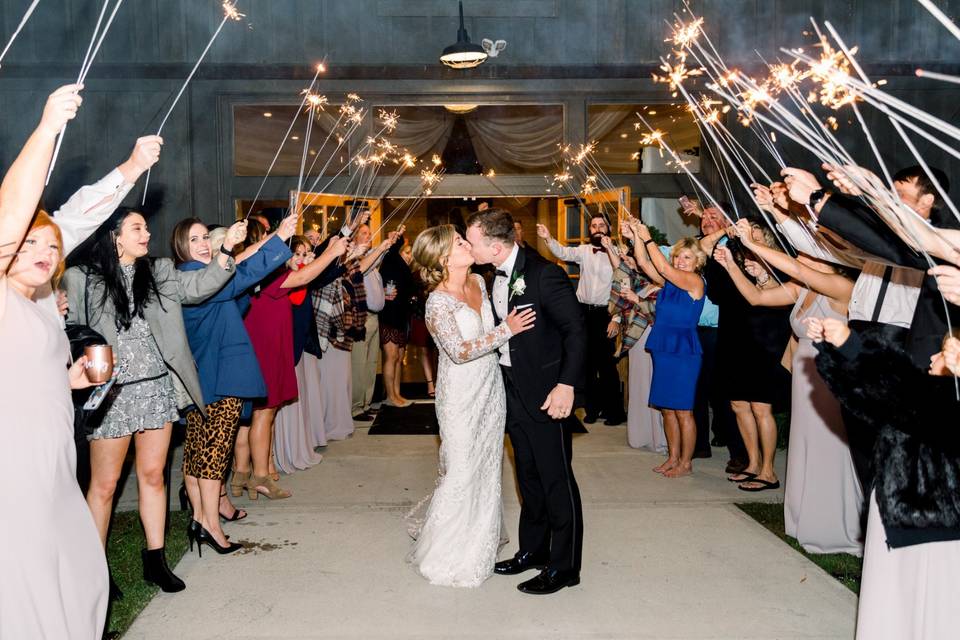 A kiss under the sparklers!